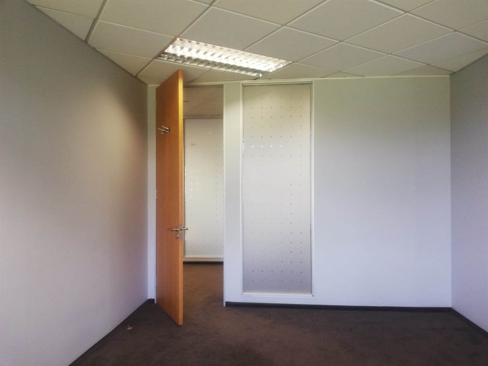 375.4  m² Commercial space in Woodmead photo number 22