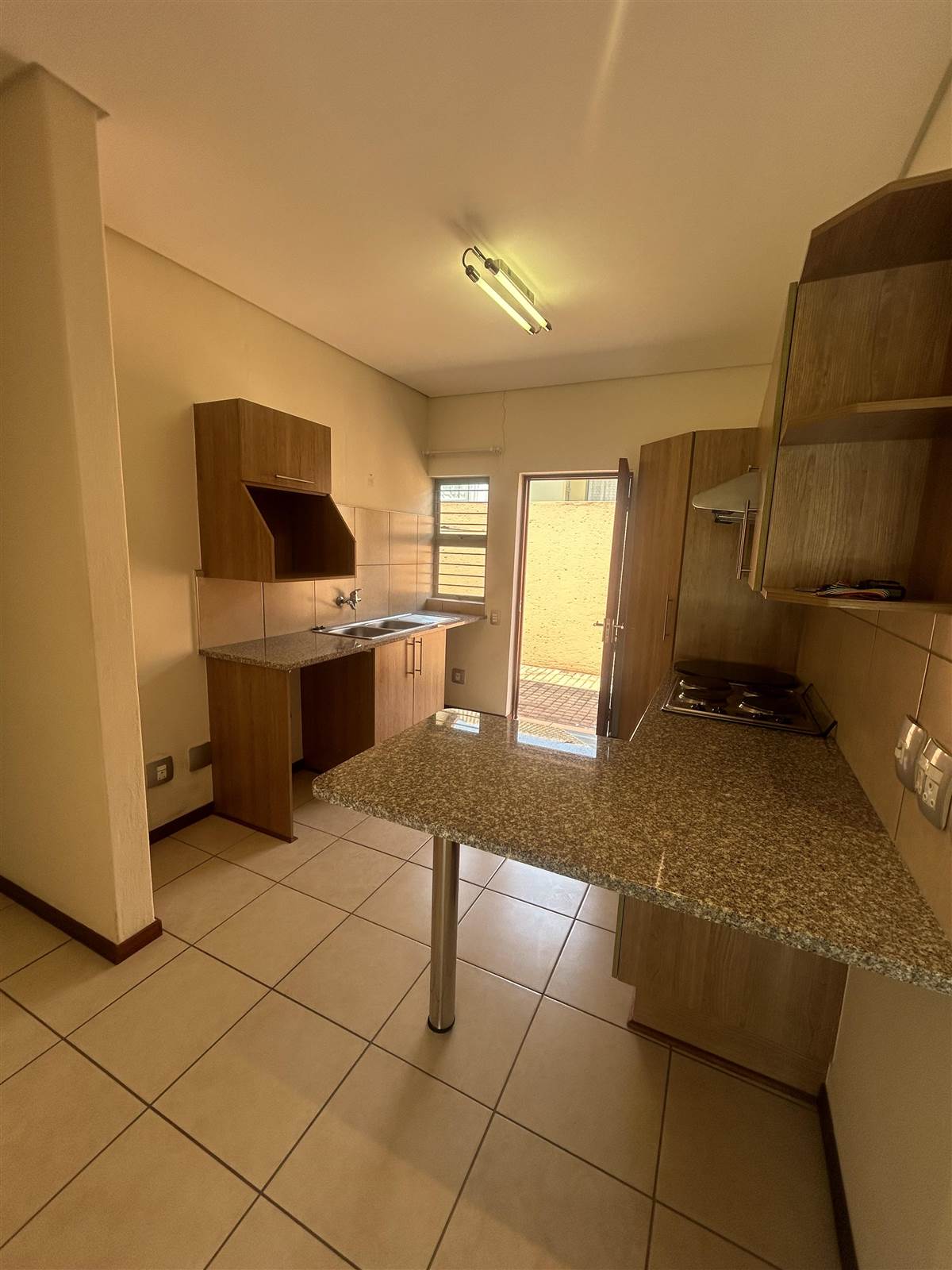 3 Bed House in Nelspruit photo number 6