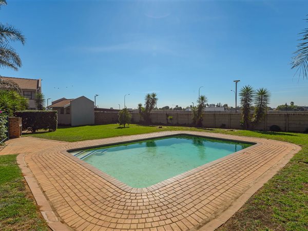 2 Bed Apartment in Impala Park