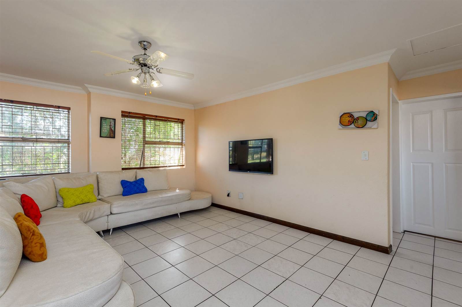 2 Bed Apartment in Impala Park photo number 5