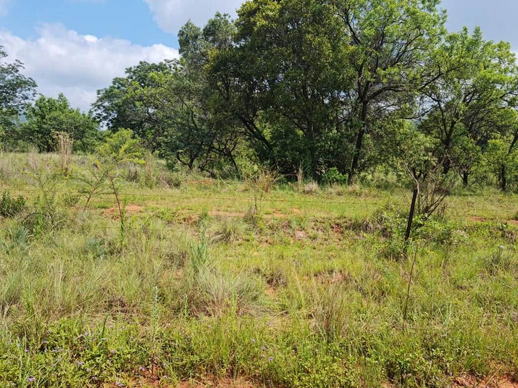 3.8 ha Land available in Rustenburg Central photo number 2