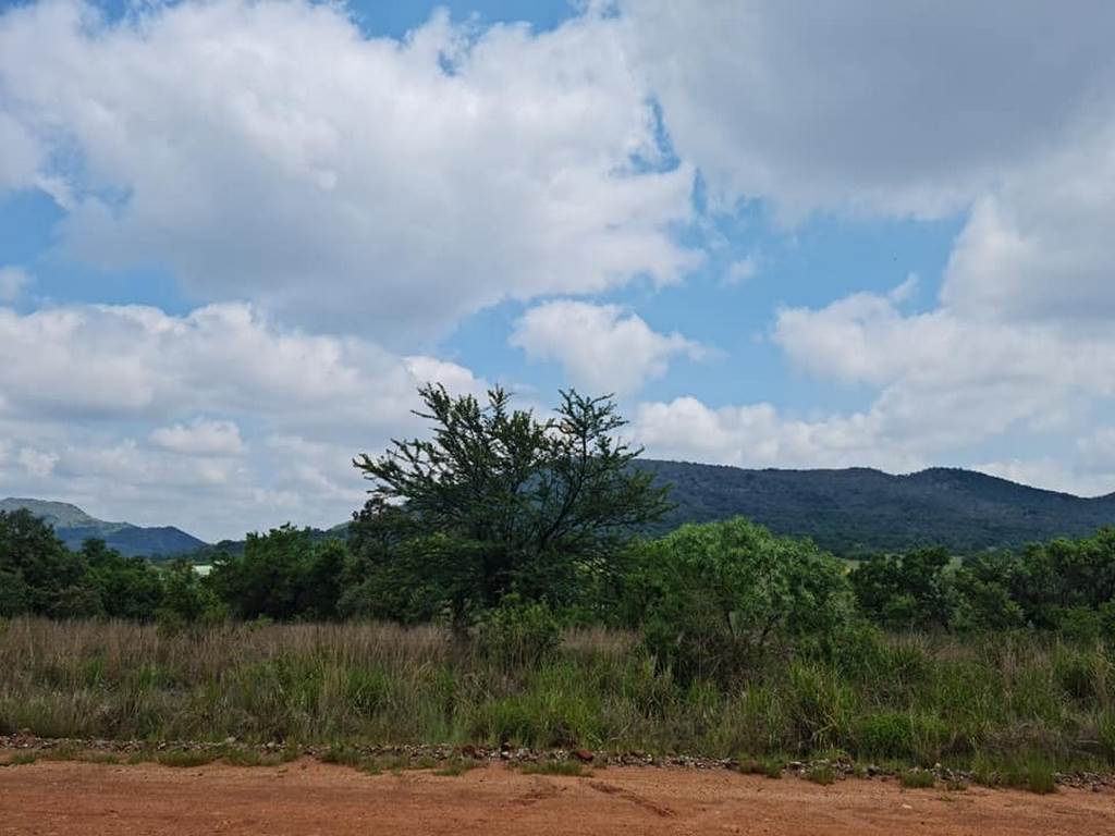 3.8 ha Land available in Rustenburg Central photo number 3