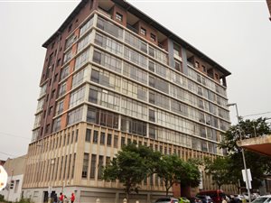 1 Bed Apartment in Newtown