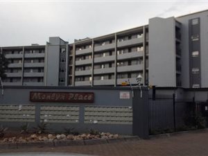 2 Bed Apartment in Menlyn