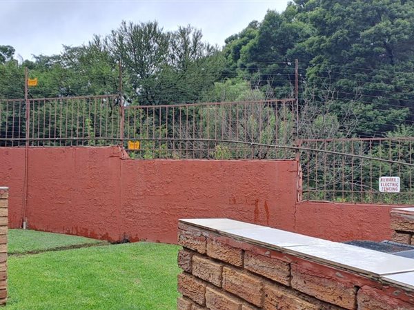 2 Bedroom Townhouse 2 Bedroom Townhouse