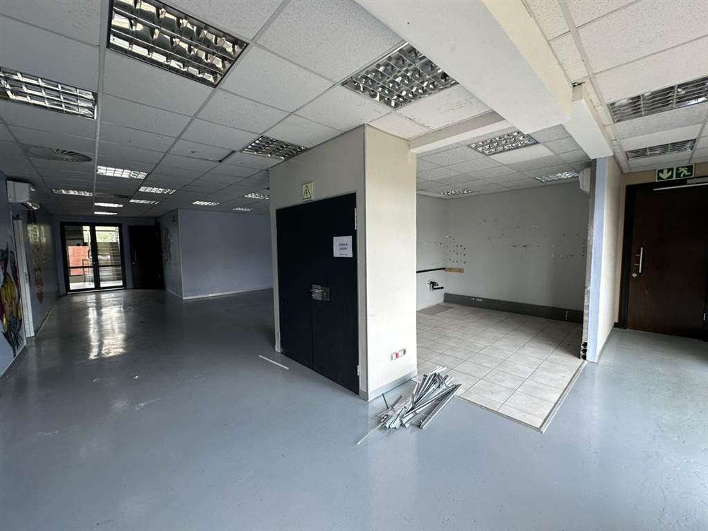 465  m² Commercial space in Meyersdal photo number 9
