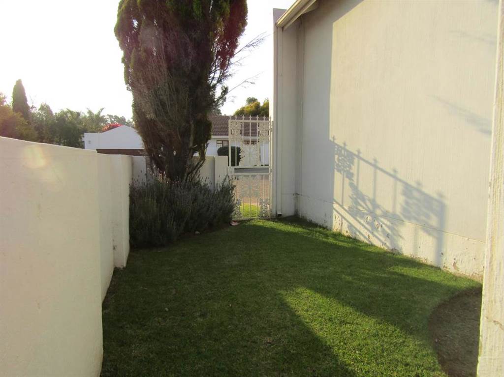 3 Bed Cluster for sale in Halfway Gardens T4802123 Private Property