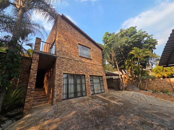 4 Bedroom House 4 Bedroom House