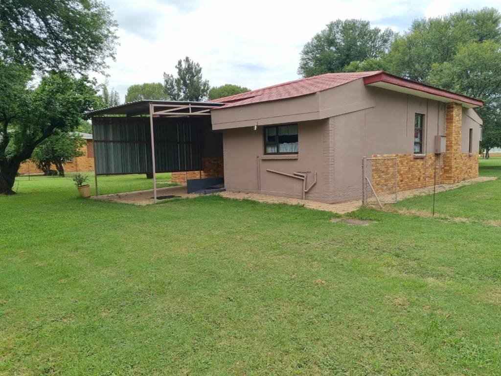 3 Bed House in Bothaville photo number 14