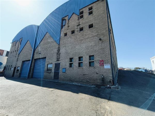 252  m² Industrial space