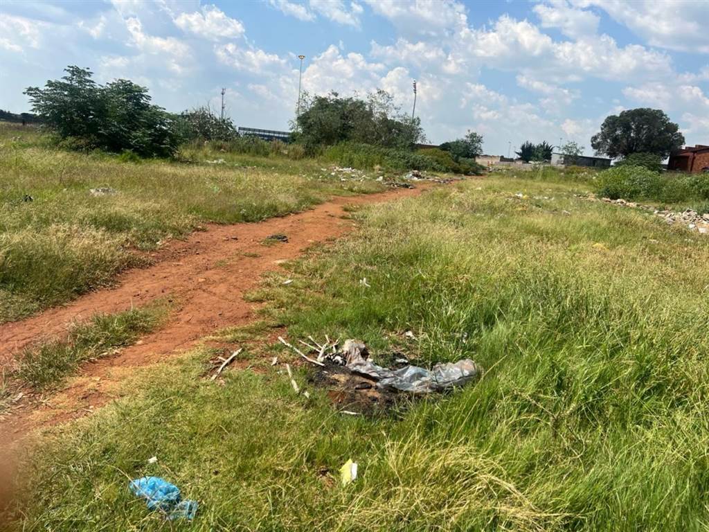 4215 m² Land available in Vosloorus photo number 8
