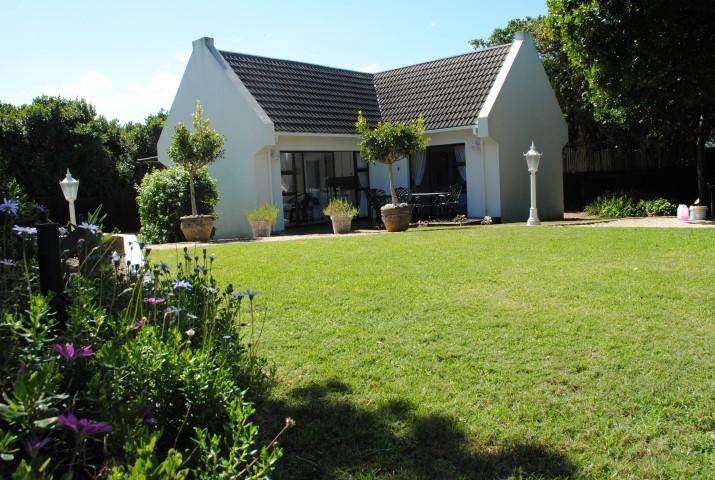 2 Bed House in St Francis Bay photo number 14