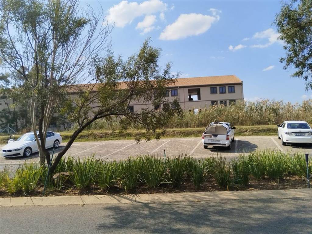 630 m² Land available in Helderwyk photo number 7