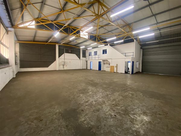 393  m² Industrial space