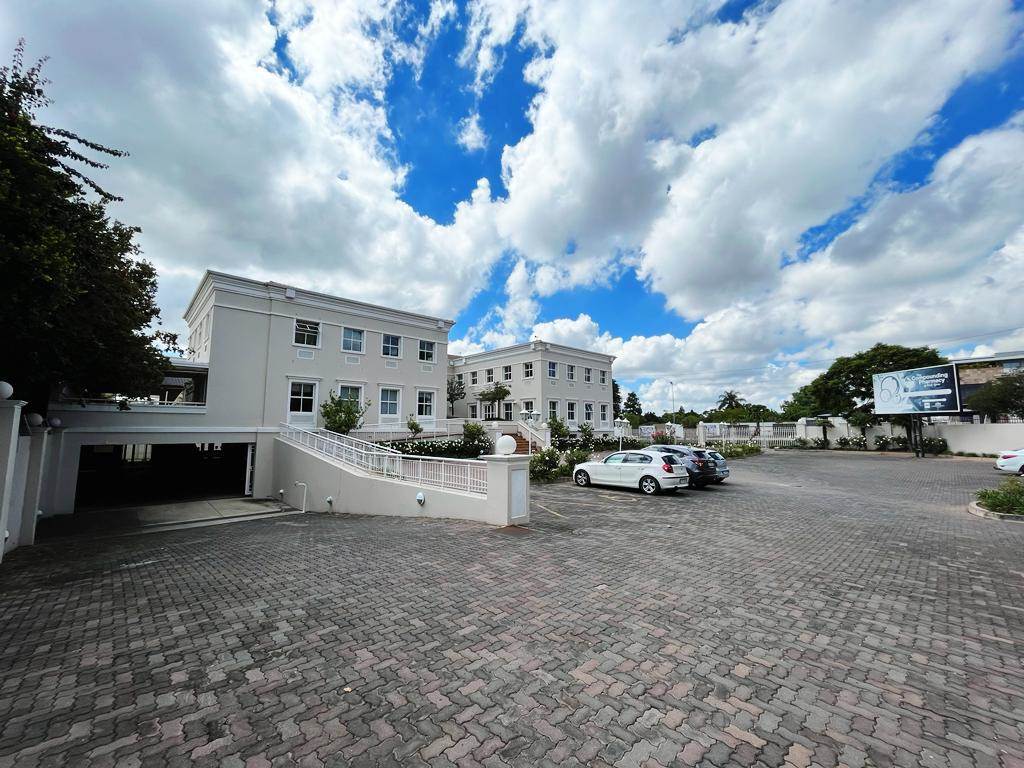 196  m² Commercial space in Bryanston photo number 3