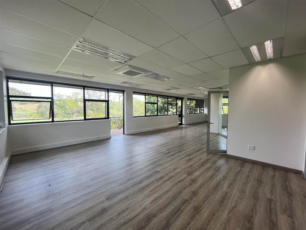 160  m² Commercial space in Lonehill photo number 9