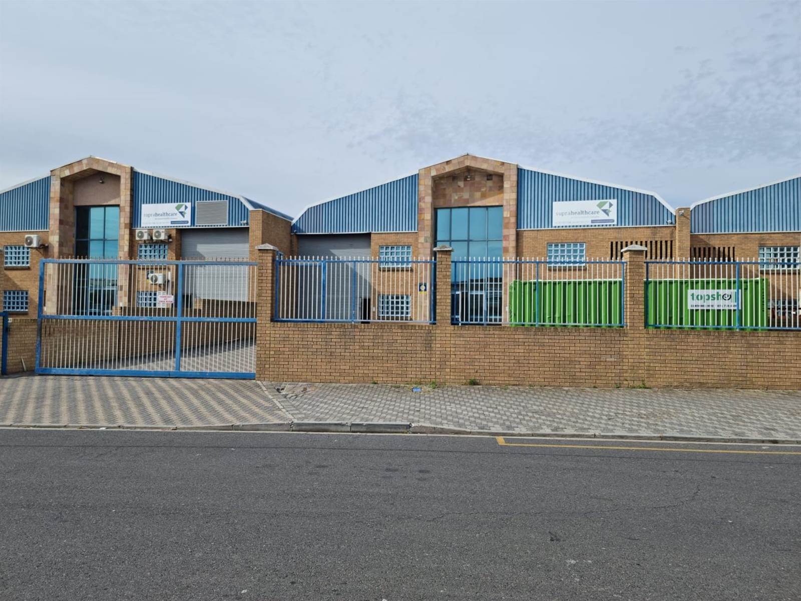 1250  m² Industrial space in Killarney Gardens photo number 1