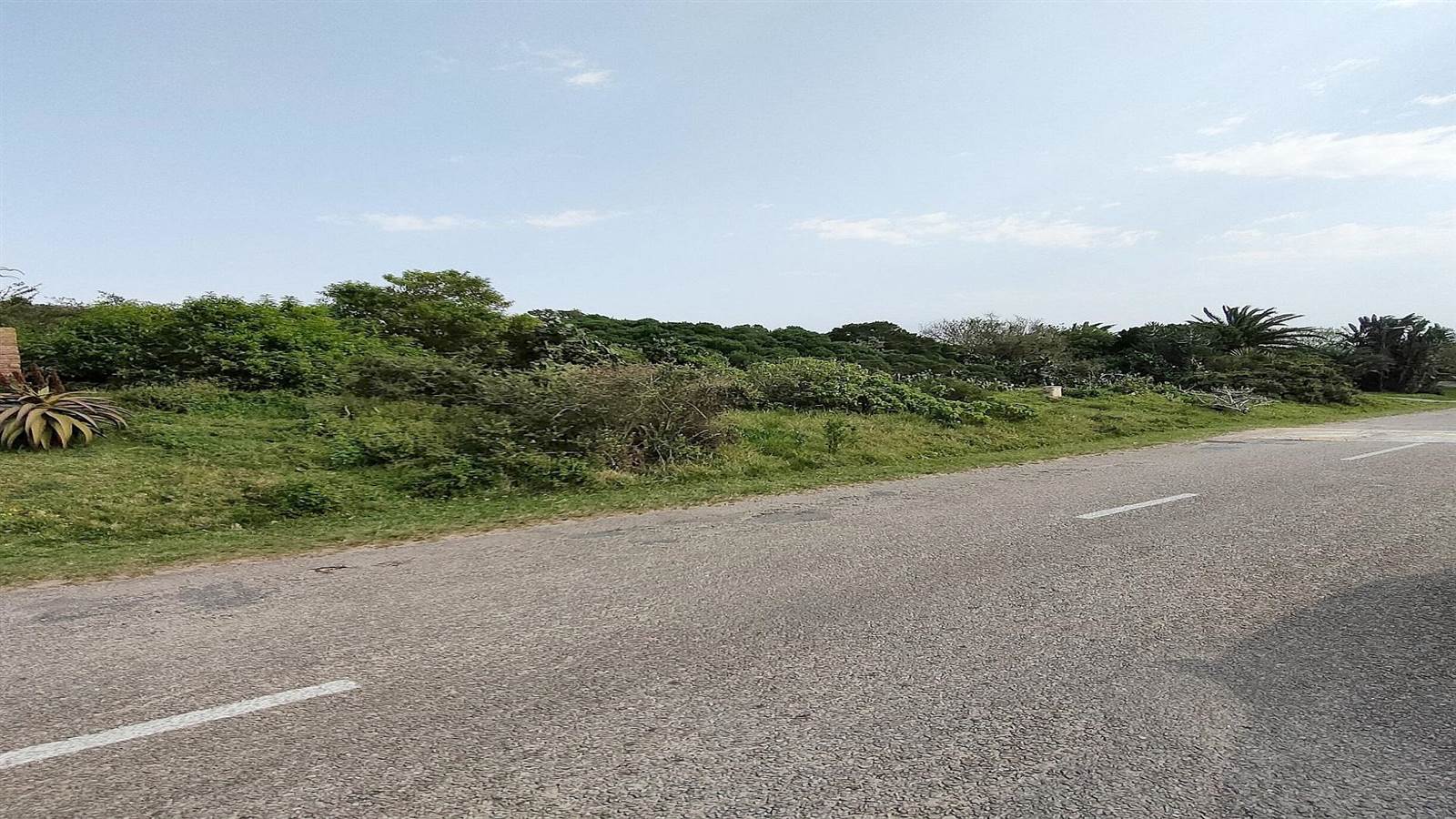 1021 m² Land available in Boesmansriviermond photo number 9