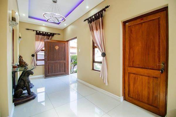 5 Bed Apartment in Bushwillow Park Estate photo number 2