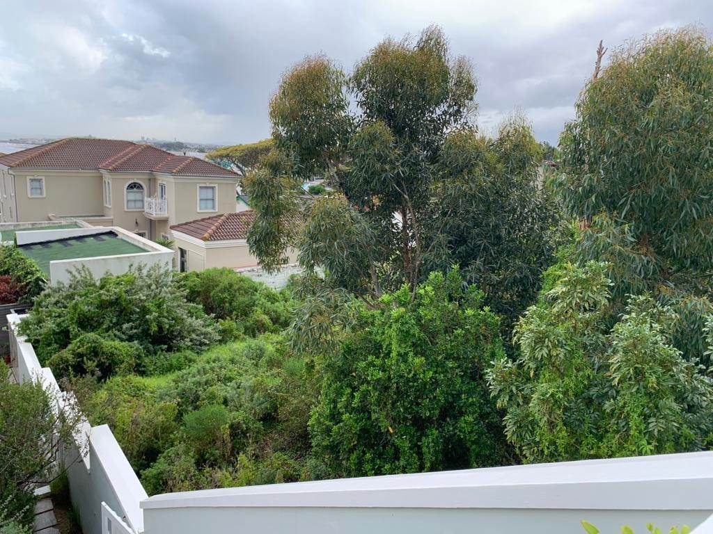 367 m² Land available in Gordons Bay Central photo number 2