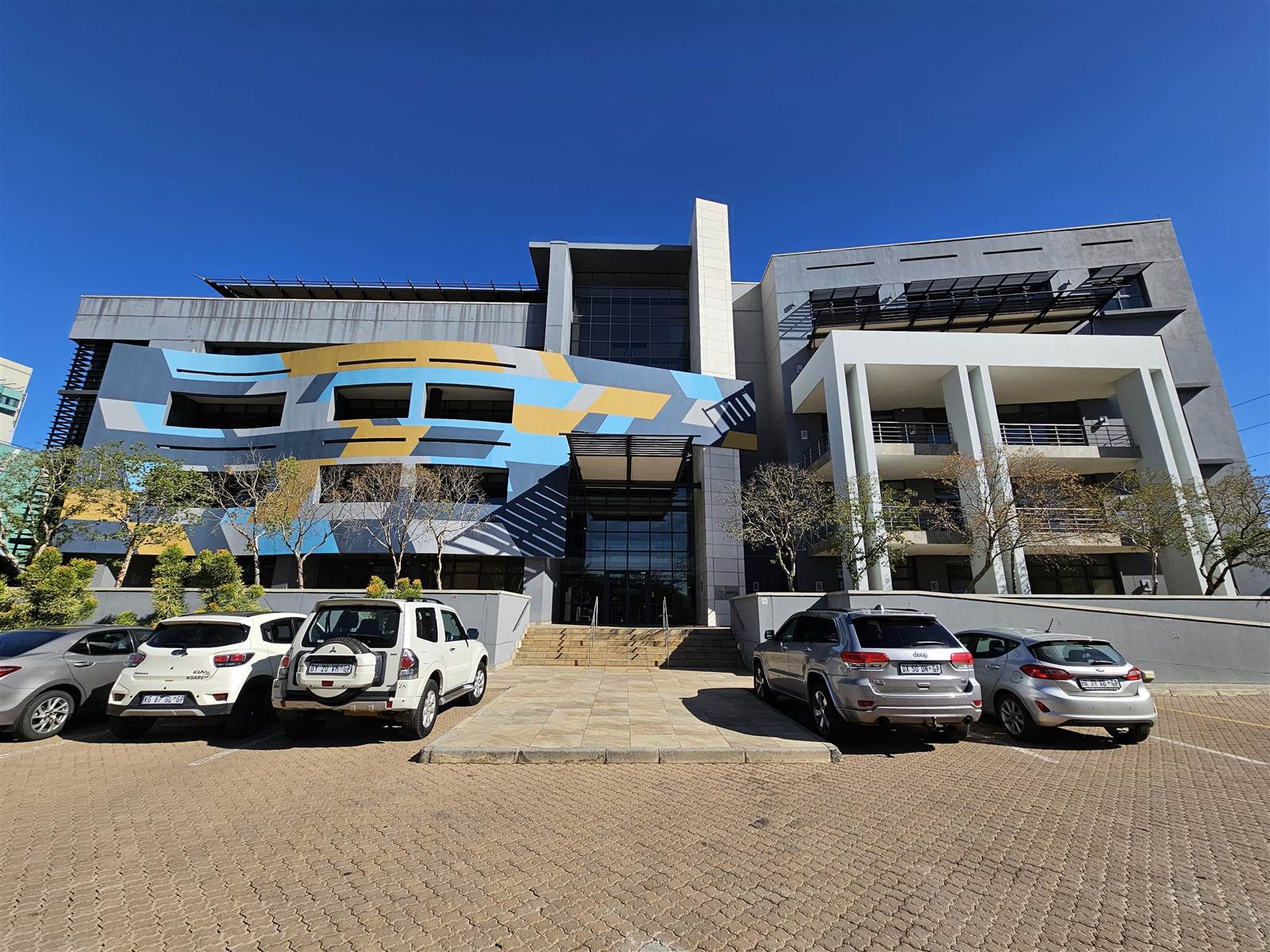 73.3  m² Commercial space in Waterkloof Glen photo number 1