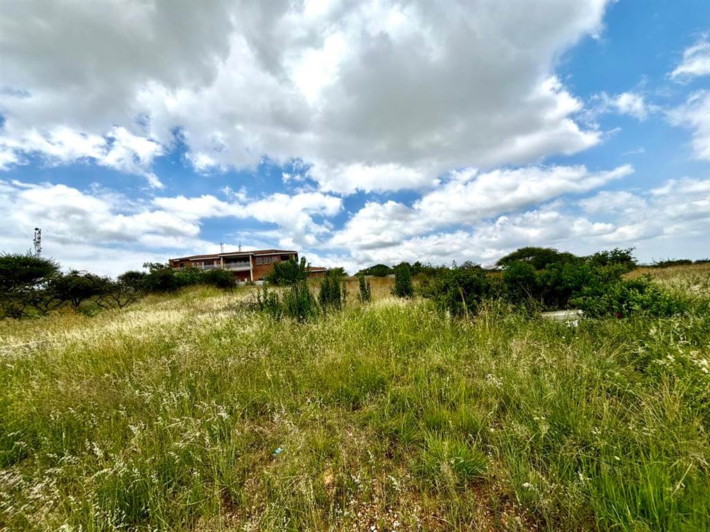 1438 m² Land available in Sterpark photo number 3
