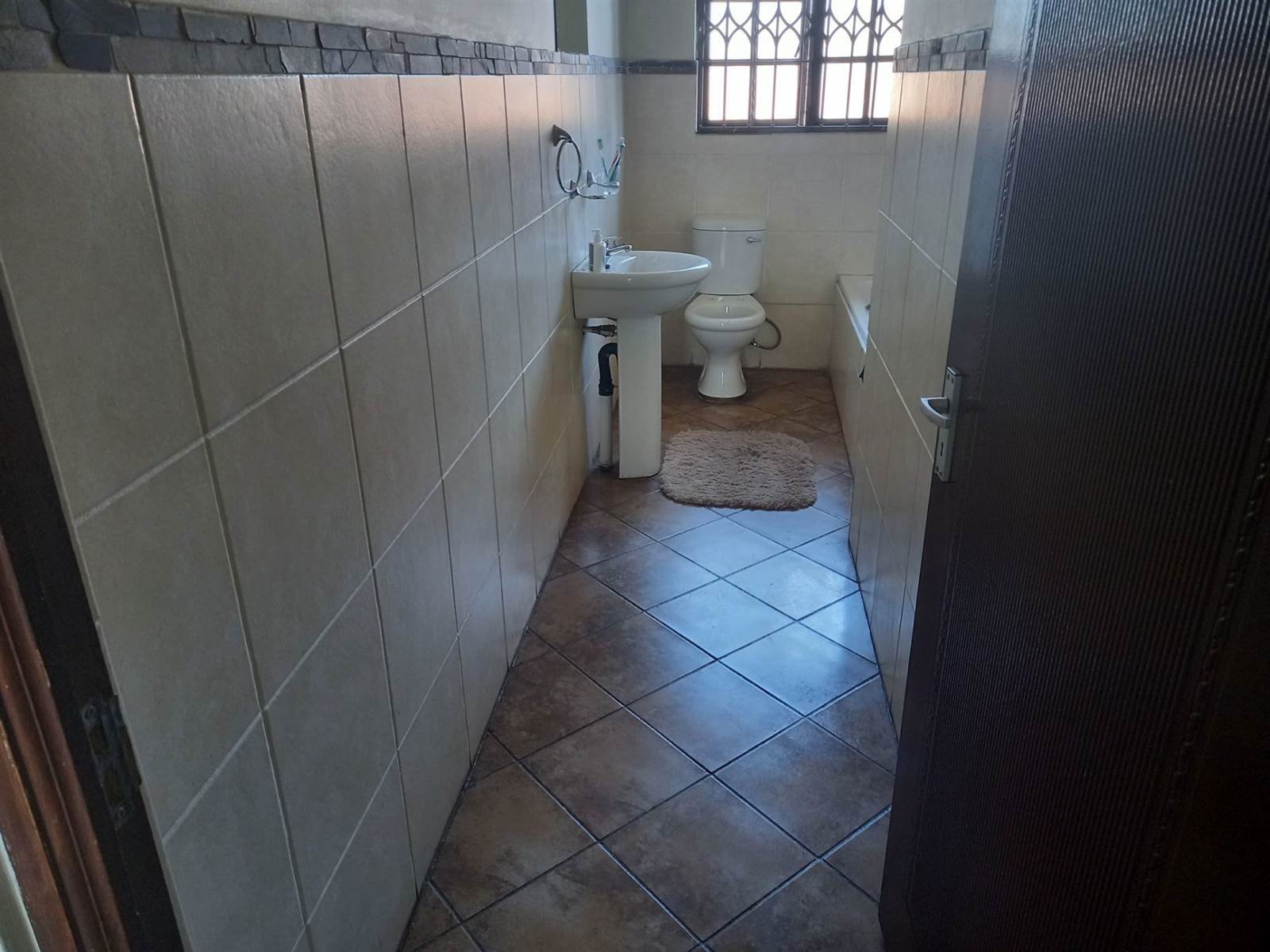 3 Bed House in Witbank Central photo number 28