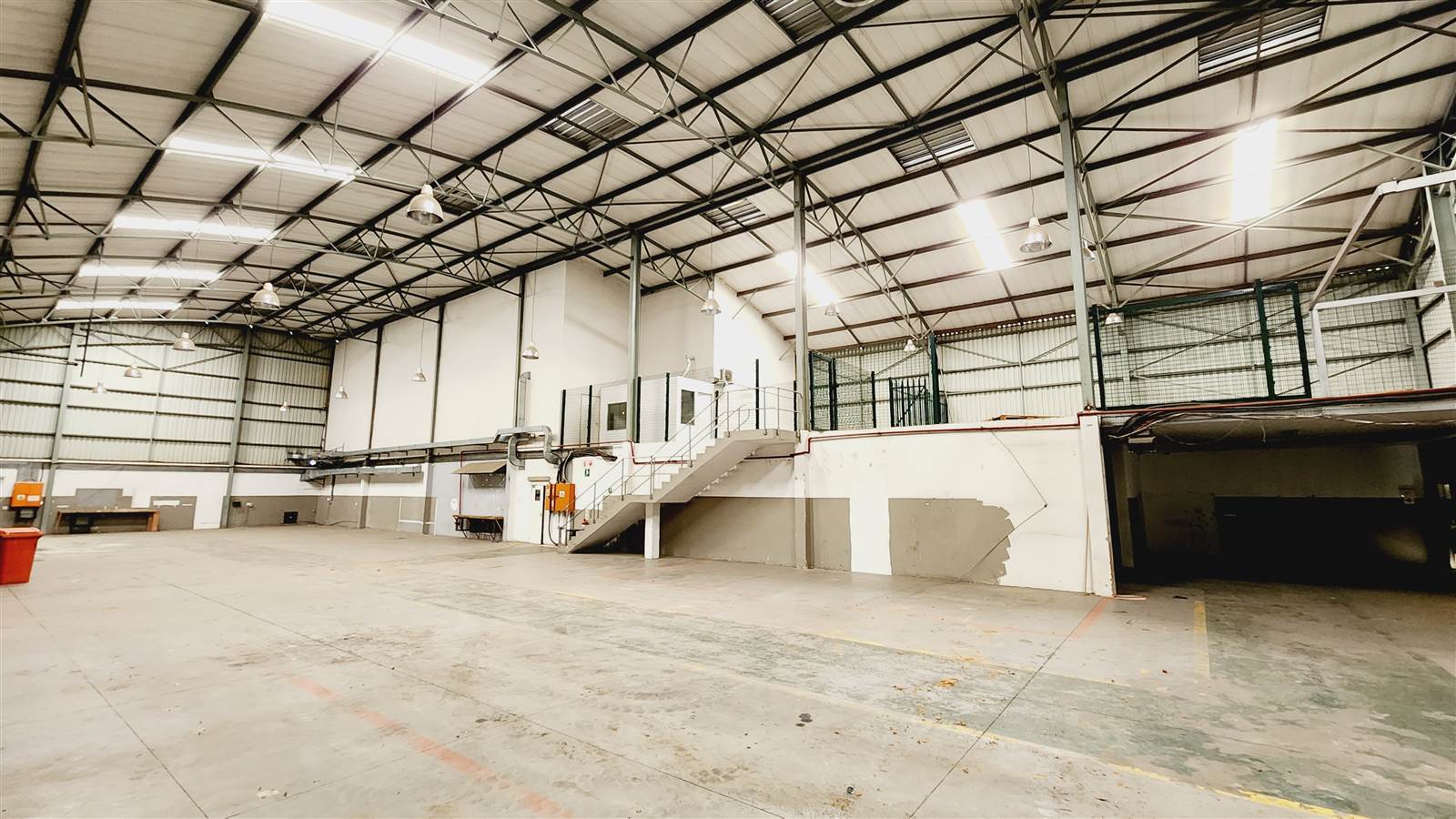 1652  m² Industrial space in Lanseria and surrounds photo number 6