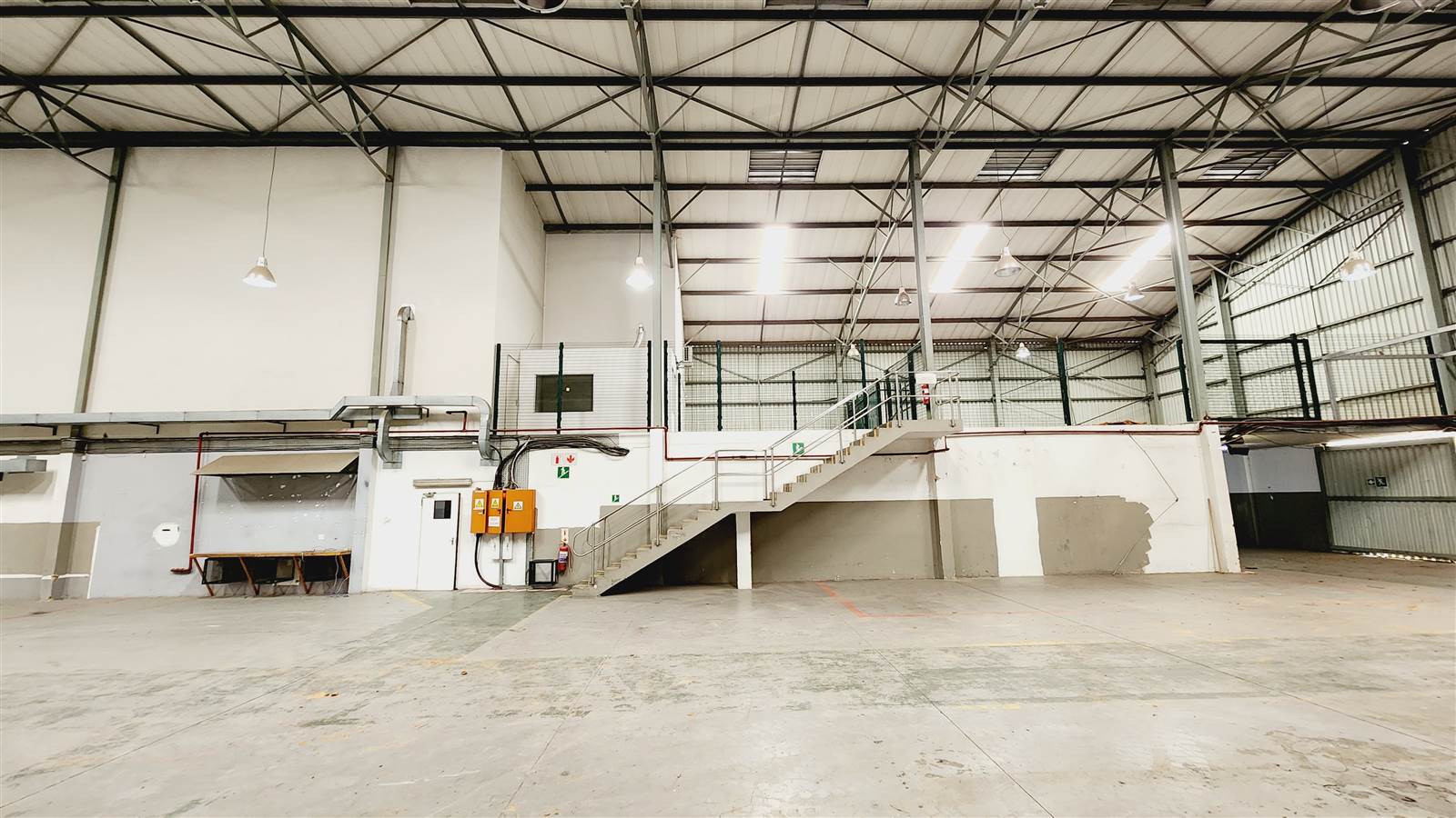 1652  m² Industrial space in Lanseria and surrounds photo number 11
