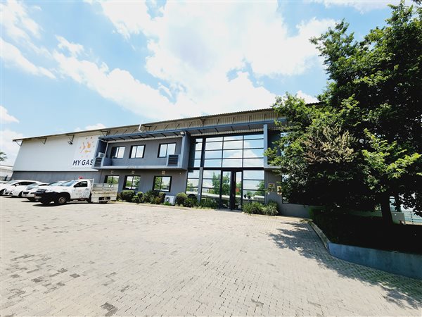 1652  m² Industrial space in Lanseria and surrounds