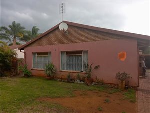 4 Bed House in Jan Niemand Park