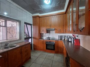 3 Bed House in Bophelong