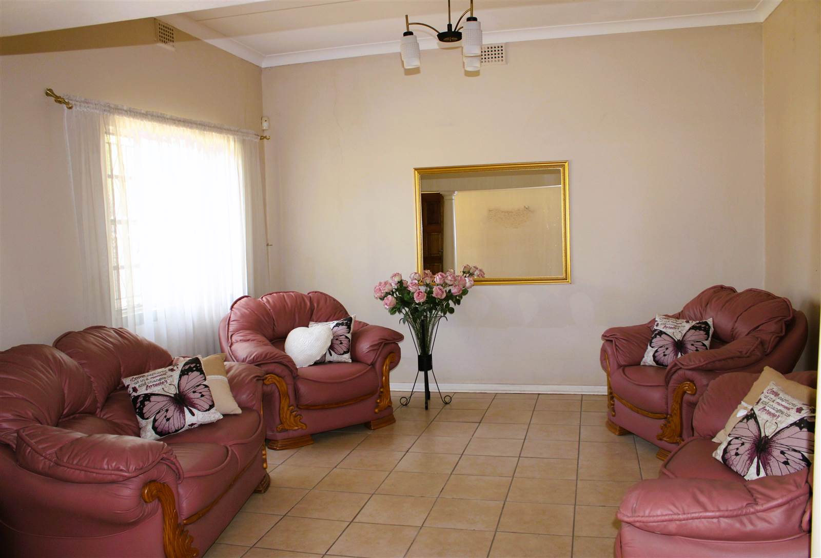 4 Bed House in Bo Dorp photo number 10
