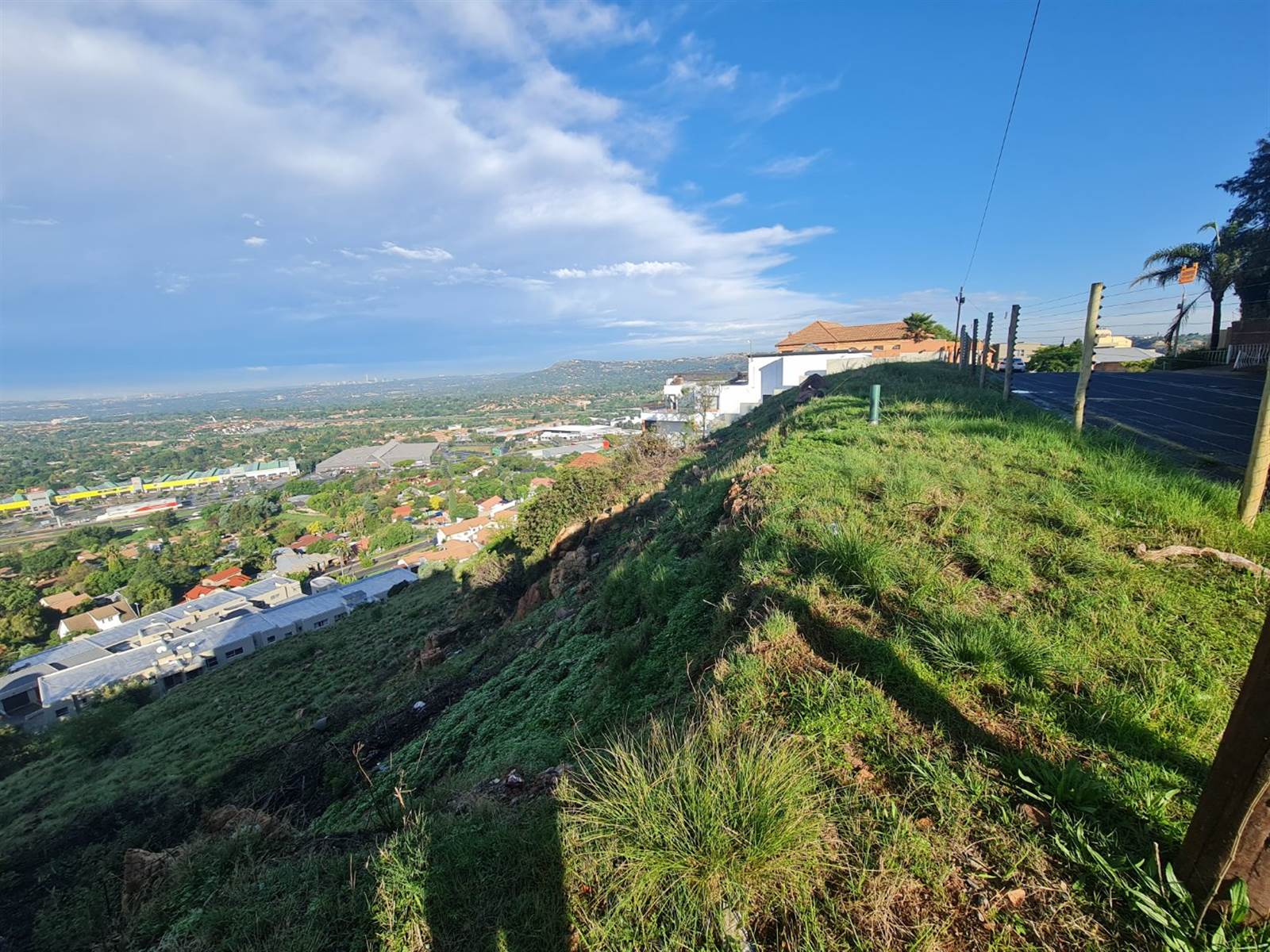 639 m² Land available in Constantia Kloof photo number 4