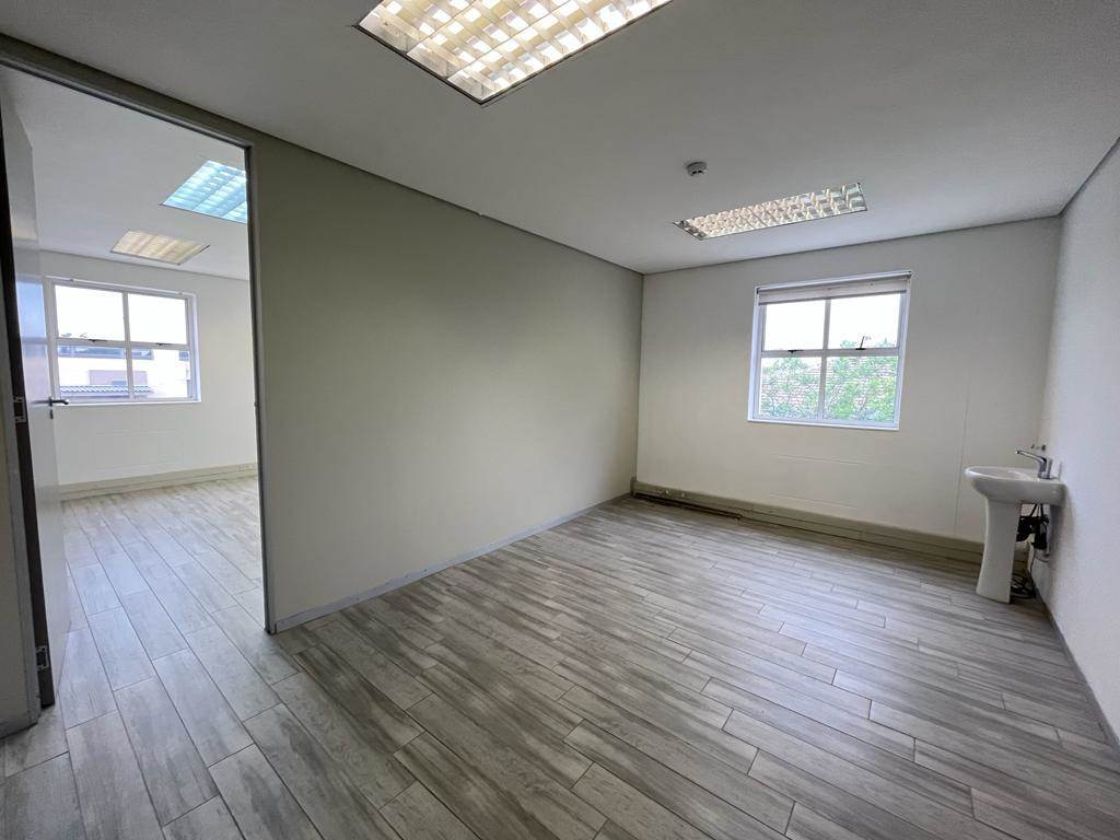 45  m² Commercial space in Bryanston photo number 8