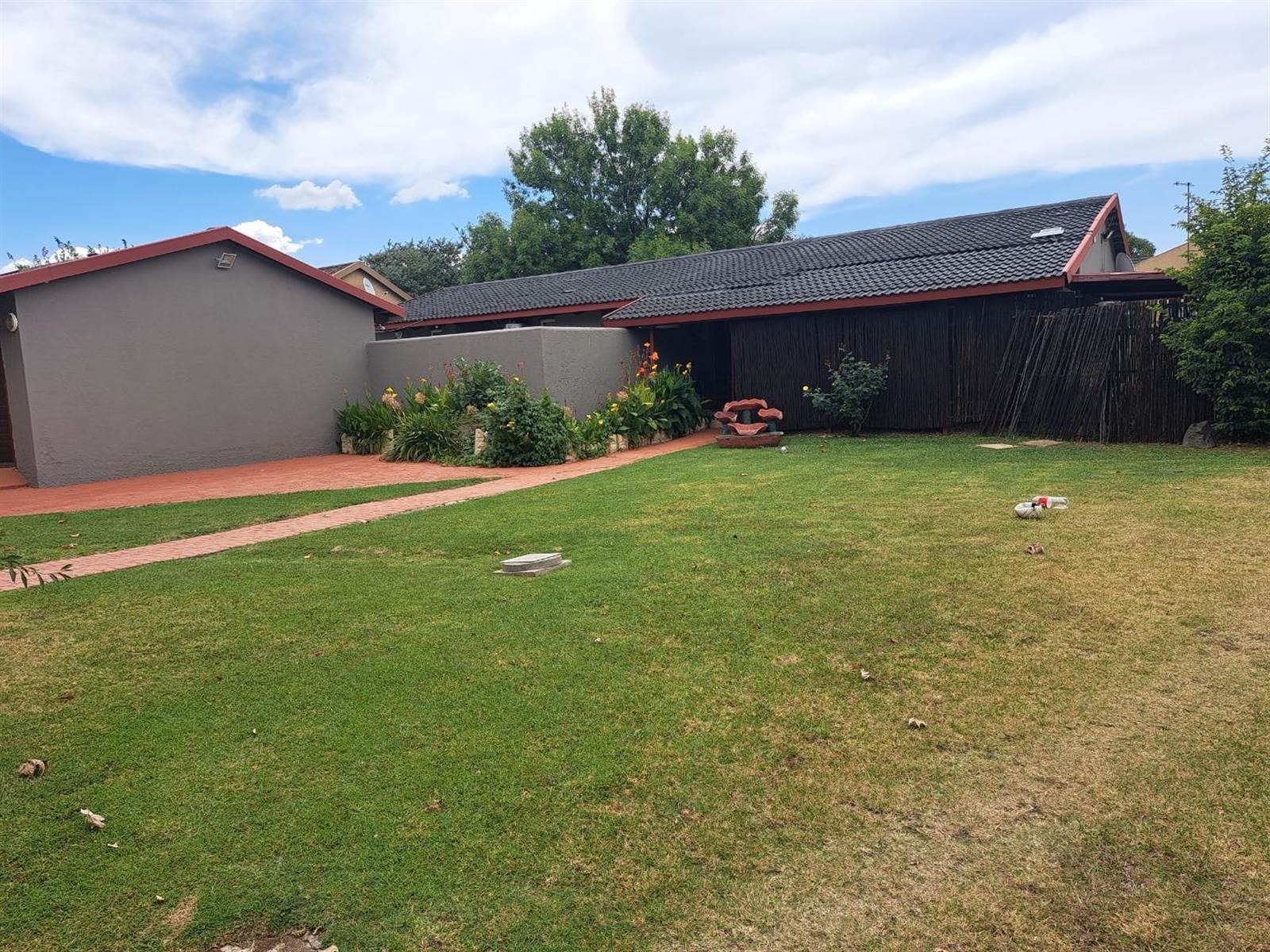 4 Bed House in Secunda Central photo number 3