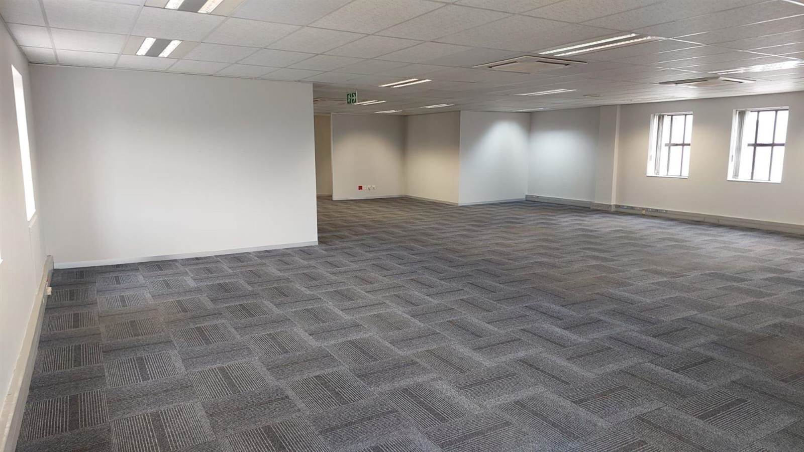 386  m² Commercial space in Bryanston photo number 4