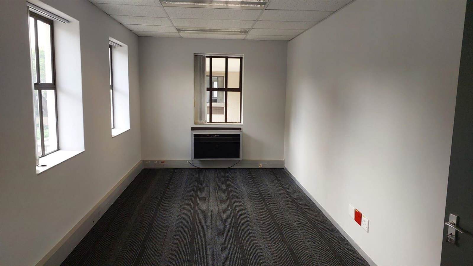 386  m² Commercial space in Bryanston photo number 7