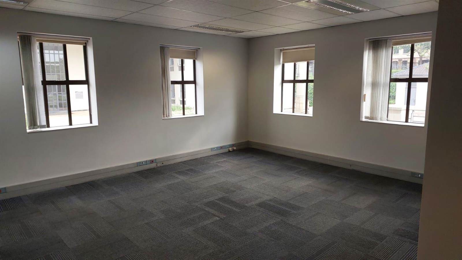 386  m² Commercial space in Bryanston photo number 8