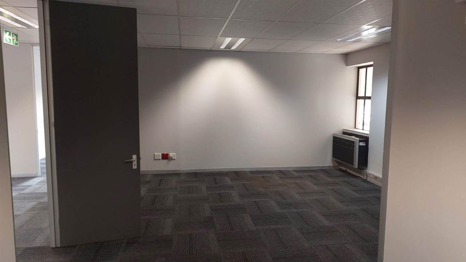 386  m² Commercial space in Bryanston photo number 10