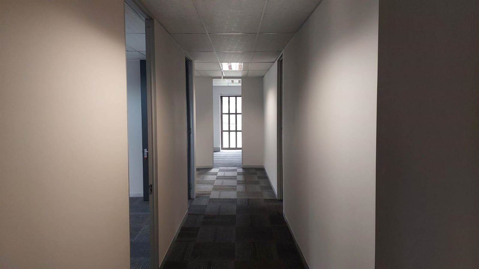 386  m² Commercial space in Bryanston photo number 12