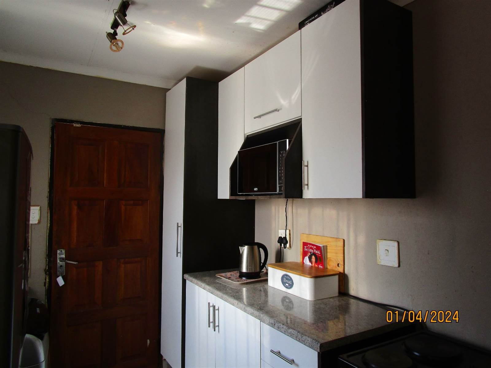 3 Bed House in Benoni CBD photo number 2