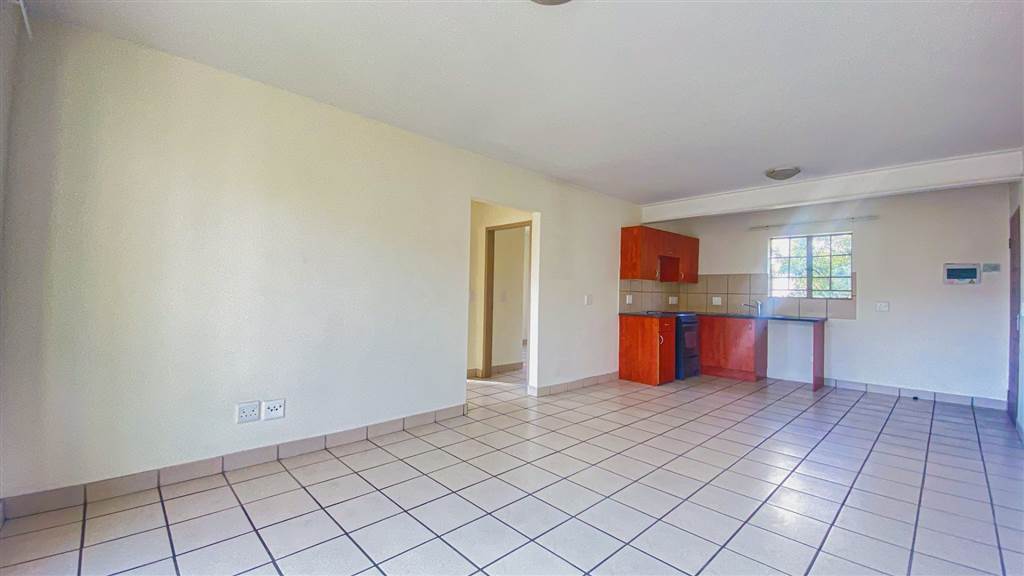 2 Bed Apartment to rent in Lakefield RR4203091 Private Property