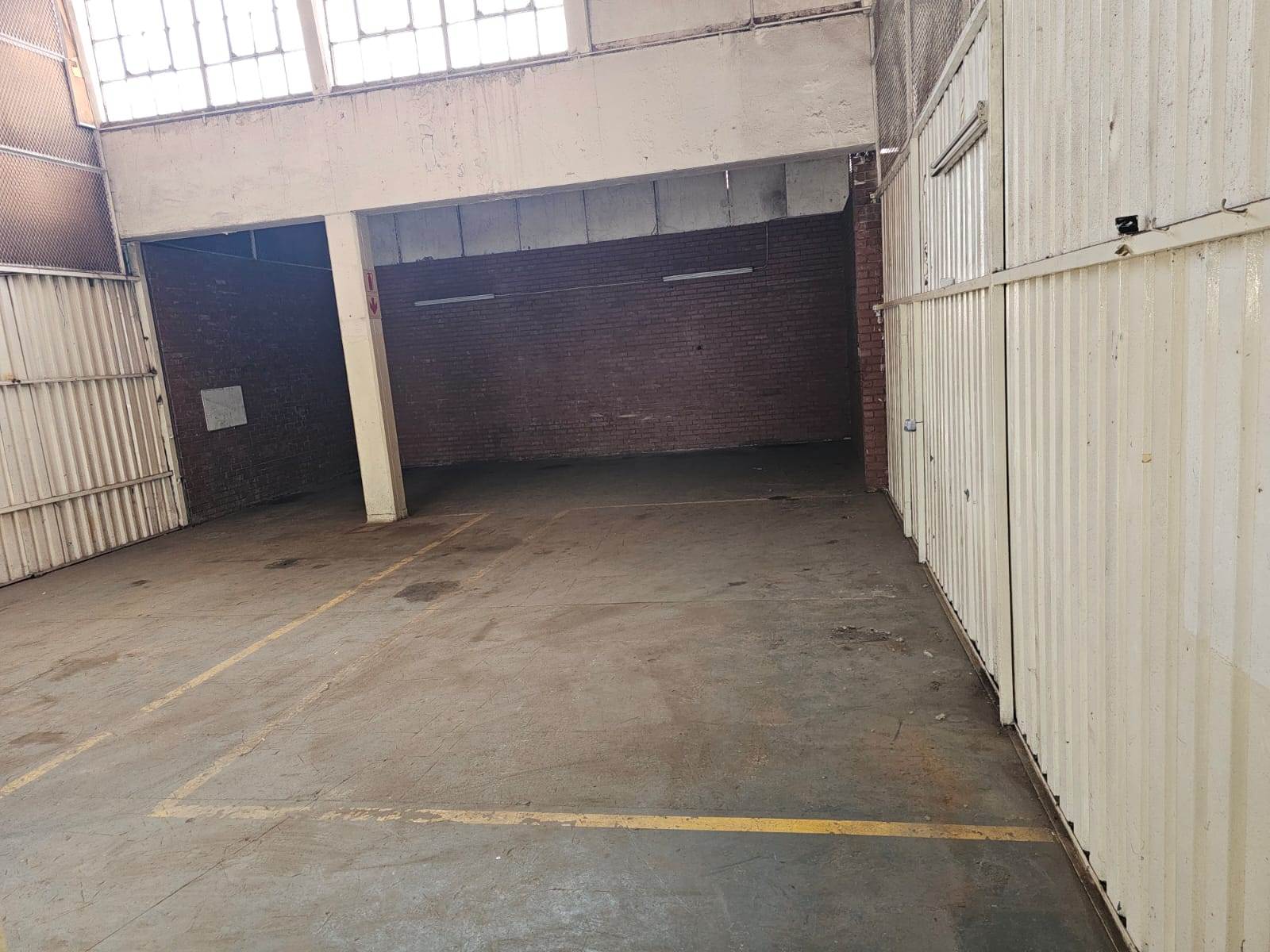 149  m² Industrial space in New State Area photo number 4