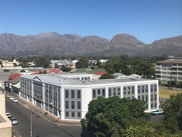 1 Bed Apartment in Paarl Central East