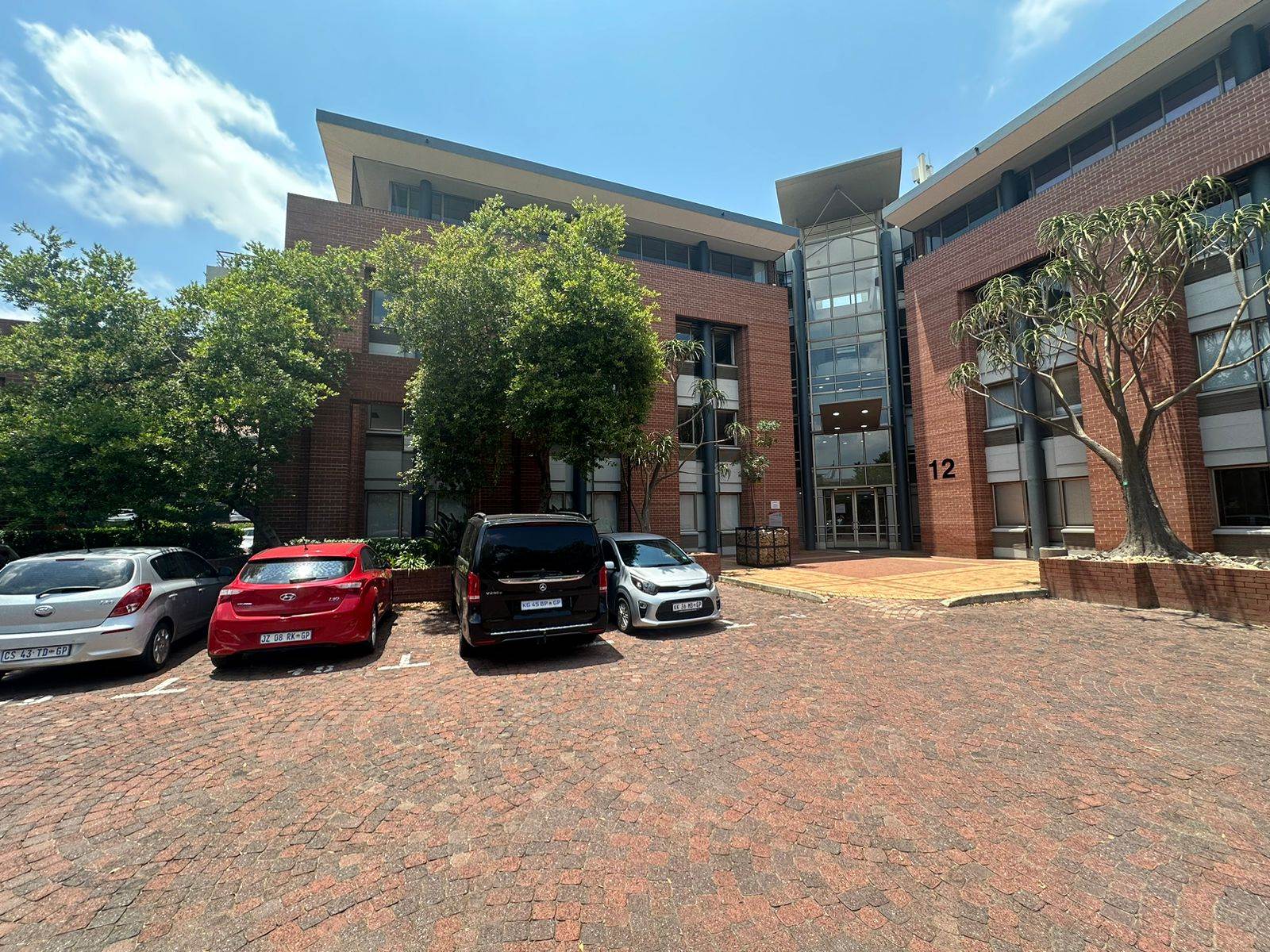 601  m² Commercial space in Woodmead photo number 1