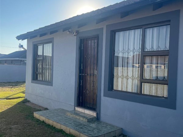 2 Bedroom House 2 Bedroom House