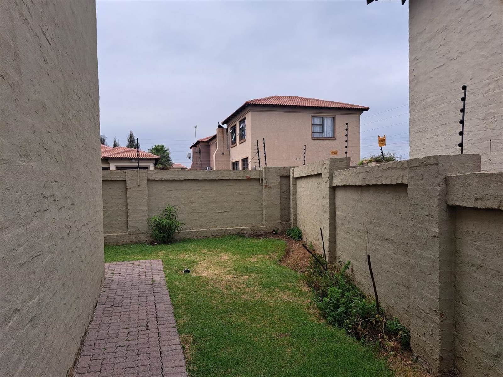 3 Bed House in Secunda Central photo number 23