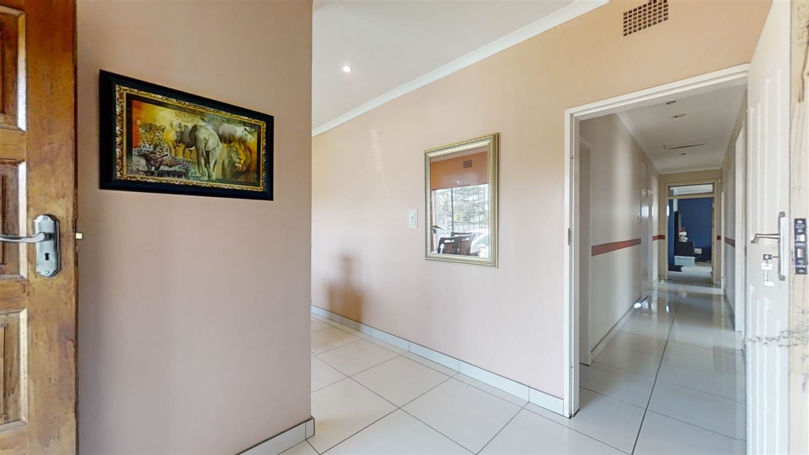 4 Bed House in Lambton Gardens photo number 15