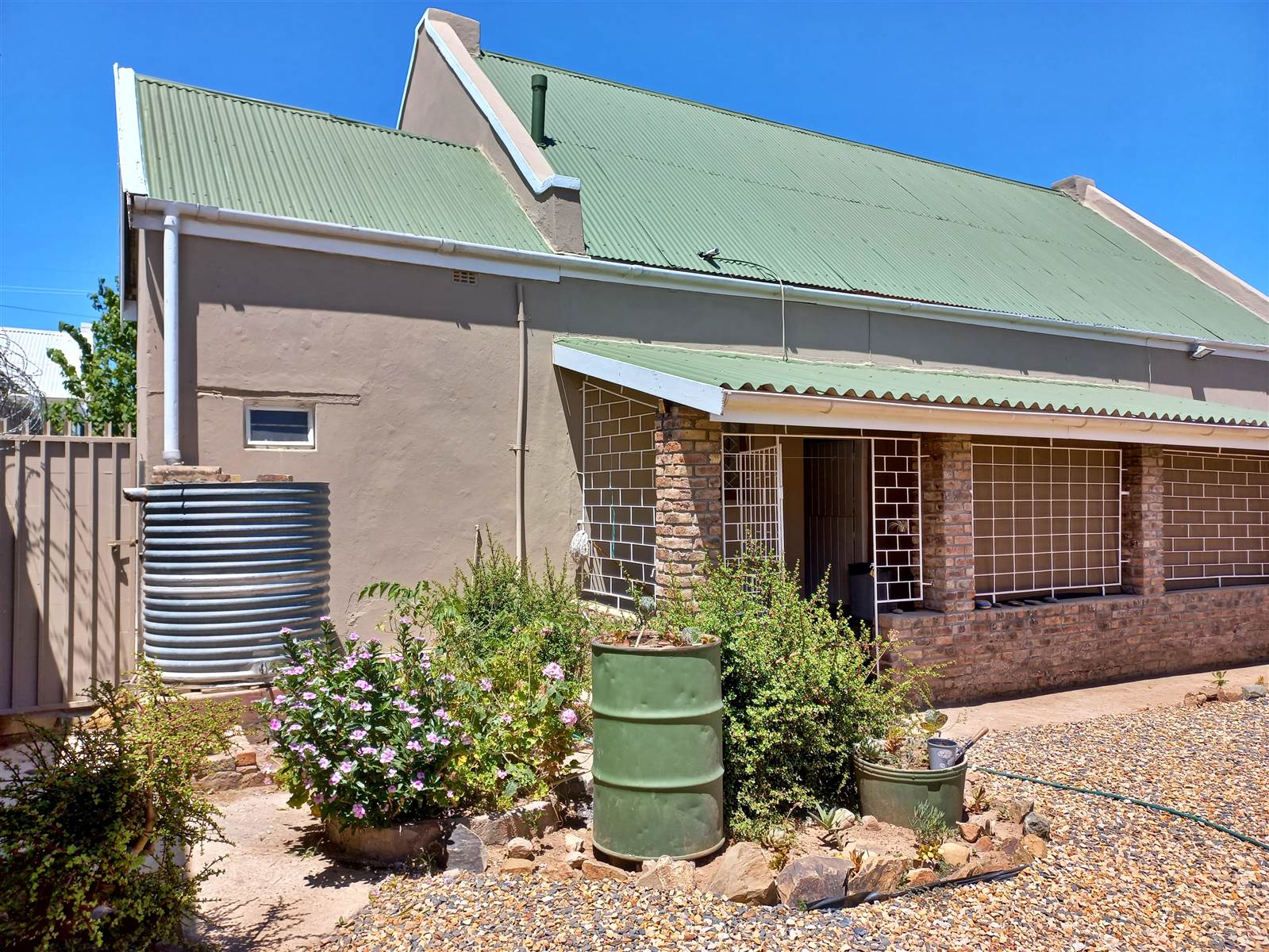 3 Bed House in Calitzdorp photo number 3